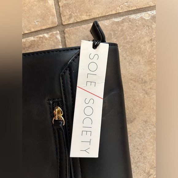 Sole Society Black Envelope Purse with Gold Clasp - Picture 4 of 5